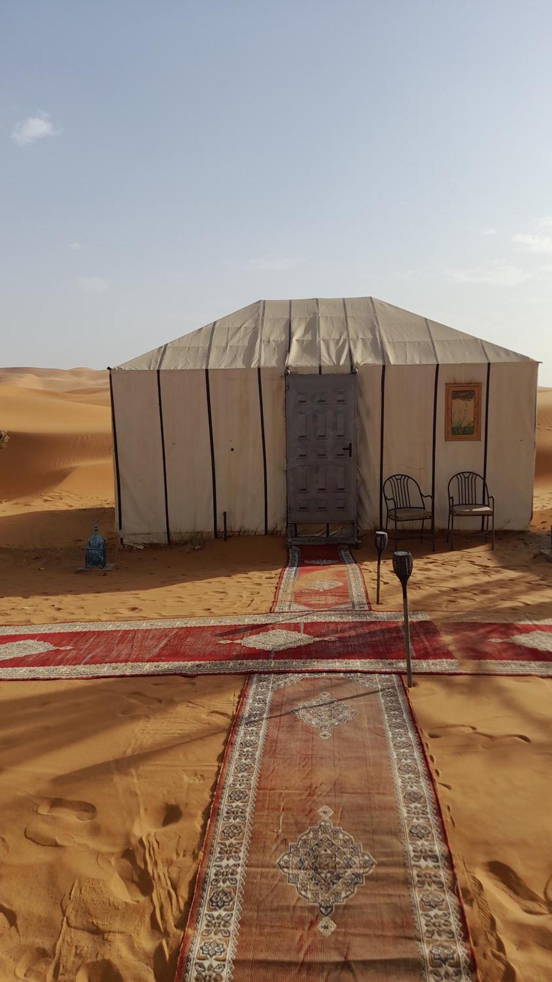 Merzouga Highdune Camp With Heated Tents Exteriör bild