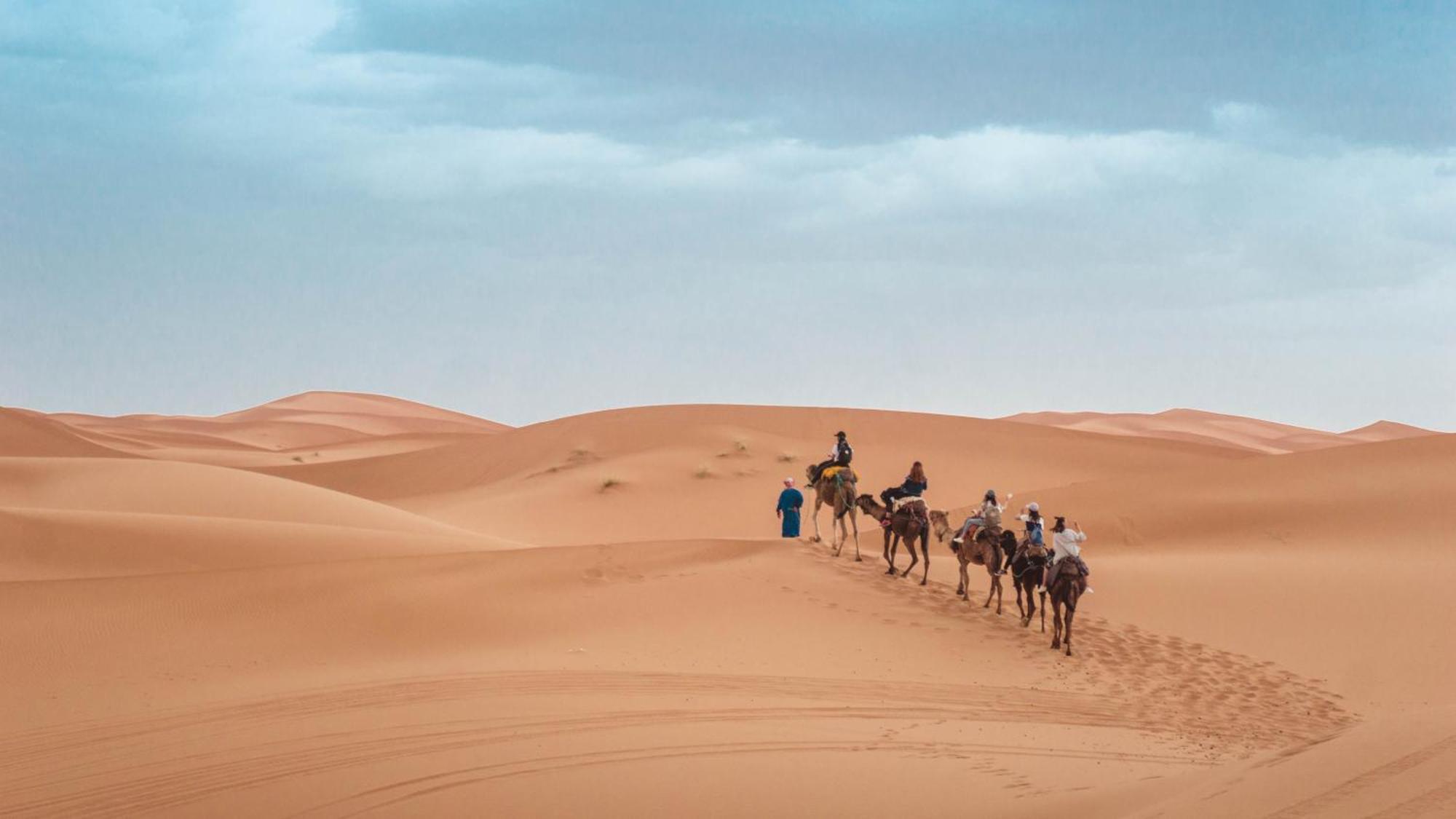 Merzouga Highdune Camp With Heated Tents Exteriör bild