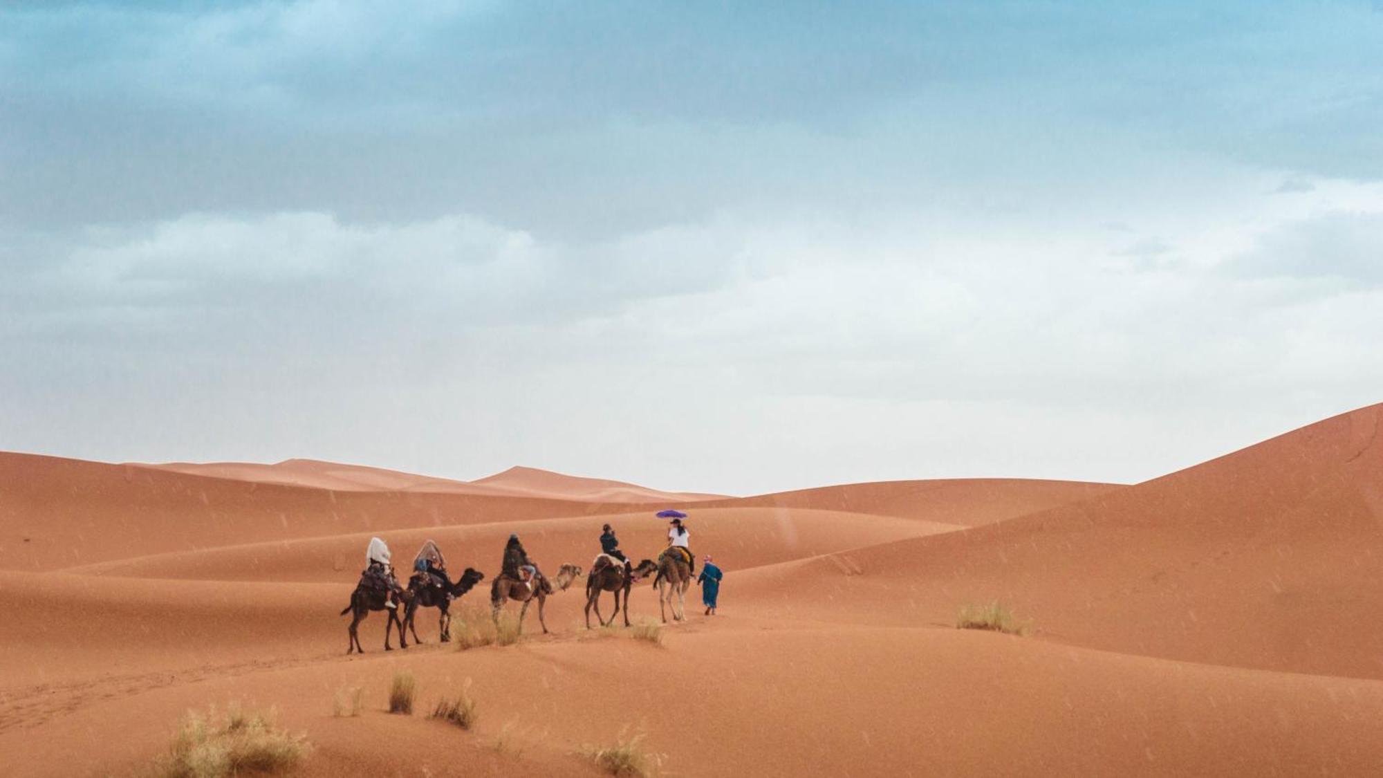 Merzouga Highdune Camp With Heated Tents Exteriör bild