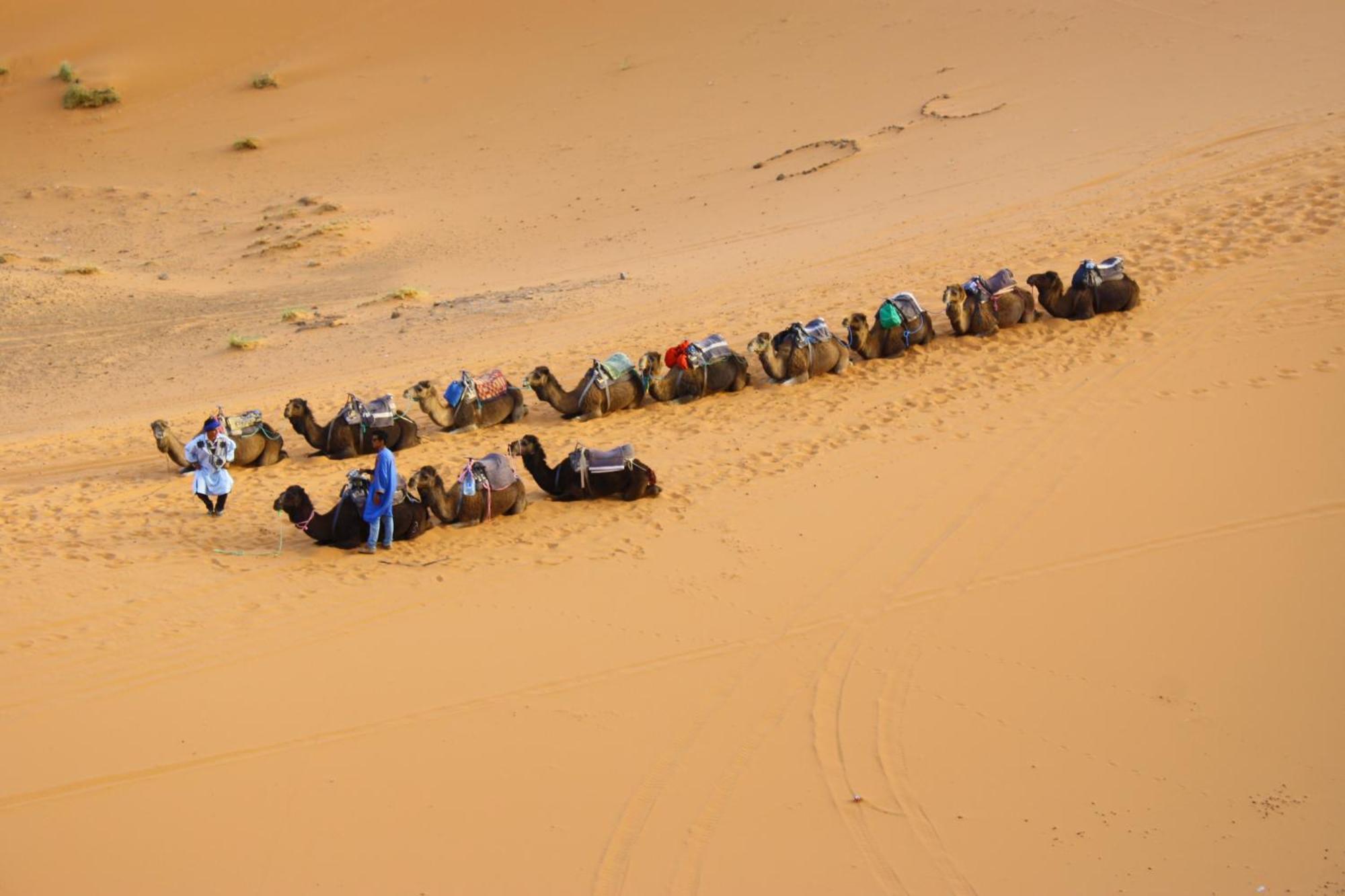 Merzouga Highdune Camp With Heated Tents Exteriör bild